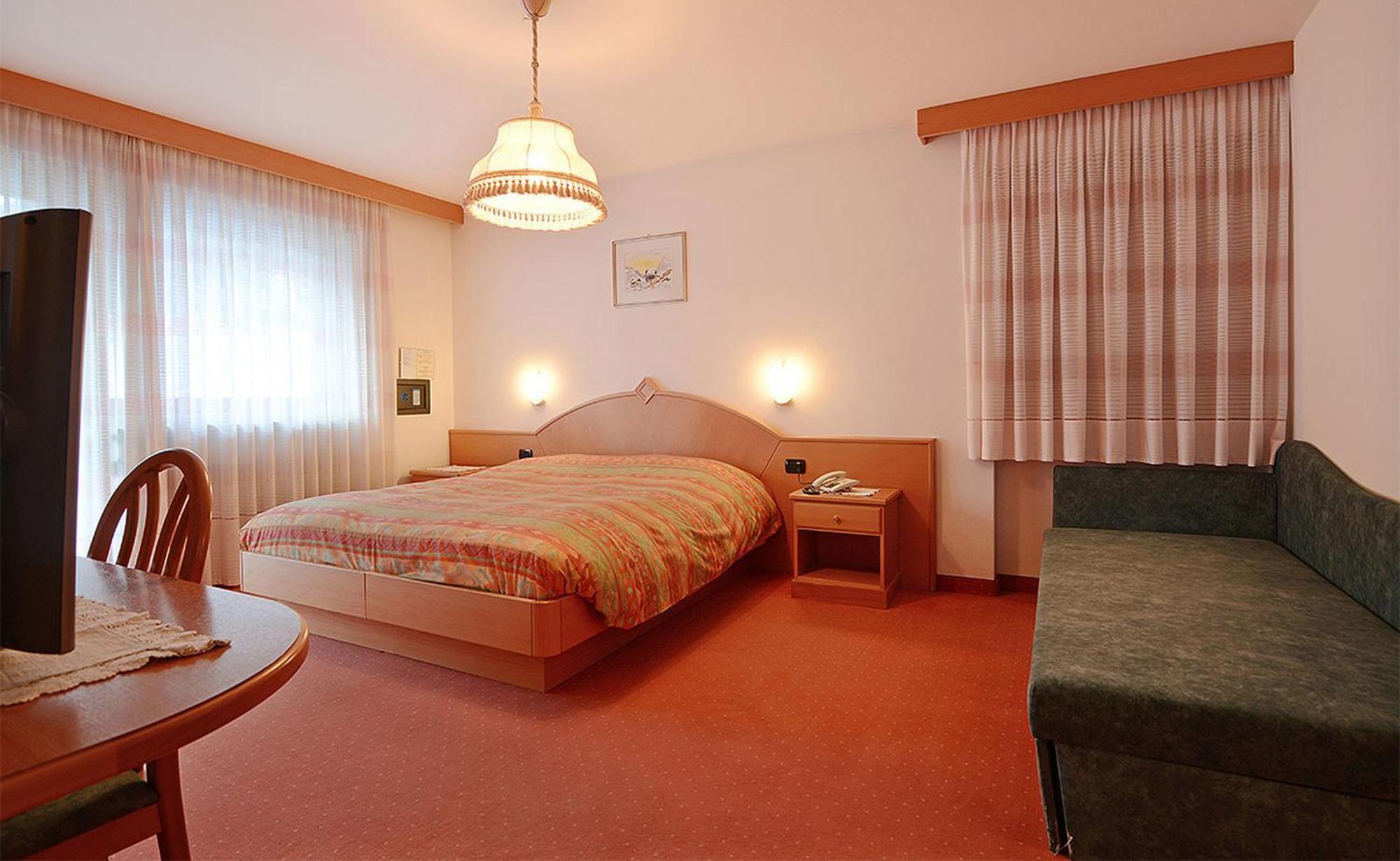Hotel Dolomites Inn 卡纳泽伊 外观 照片