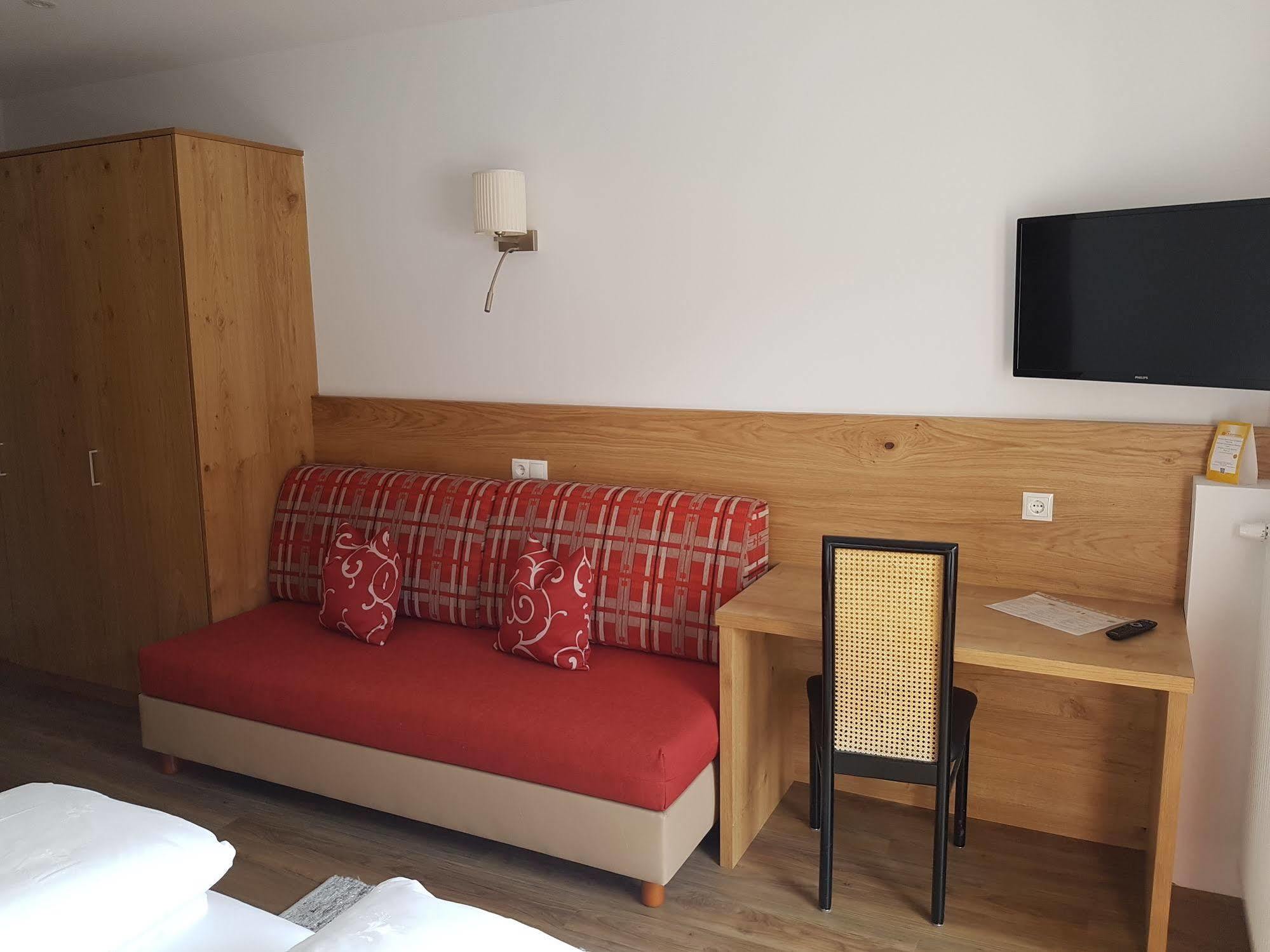 Hotel Dolomites Inn 卡纳泽伊 外观 照片